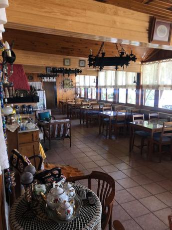 Imagen del bar/restaurante del Hotel Naz. Foto 5