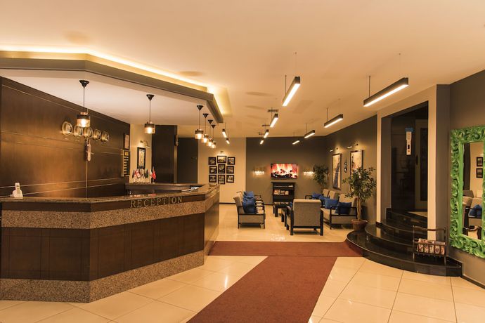 Imagen de los interiores del Hotel Nazar. Foto 19
