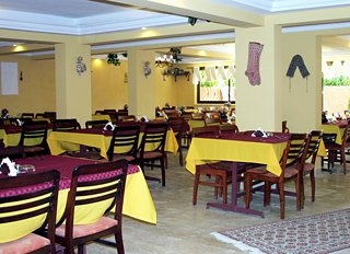 Imagen del bar/restaurante del Hotel Nazar Hotel. Foto 4