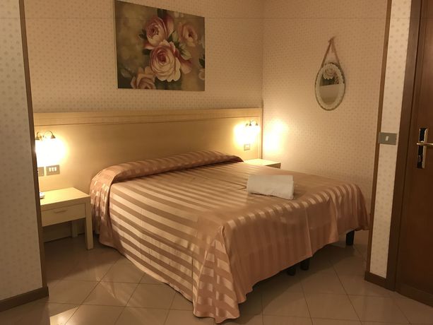 Imagen de la habitación del Hotel Nazionale, Levanto. Foto 5