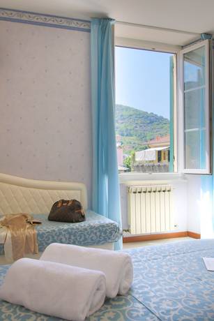 Imagen de la habitación del Hotel Nazionale, Levanto. Foto 8
