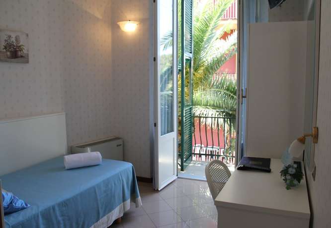 Imagen de la habitación del Hotel Nazionale, Levanto. Foto 10