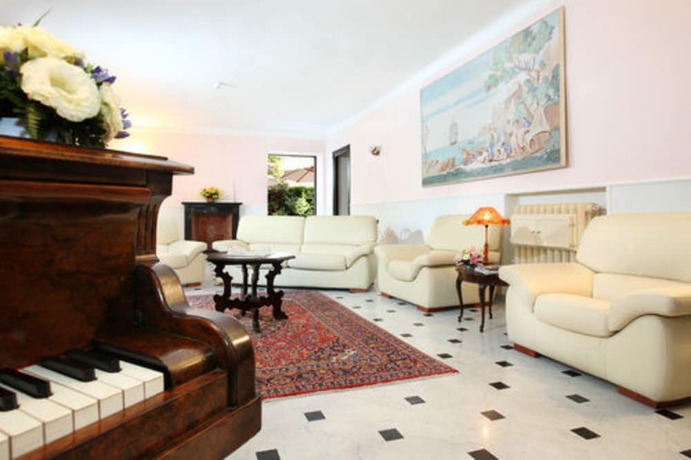 Imagen de los interiores del Hotel Nazionale, Levanto. Foto 19