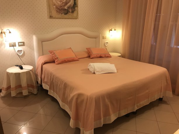 Imagen de la habitación del Hotel Nazionale, Levanto. Foto 12