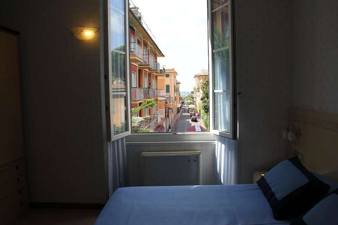 Imagen de la habitación del Hotel Nazionale, Levanto. Foto 15