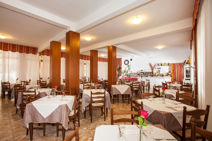 Imagen del bar/restaurante del Hotel Nazionale, Lido Di Jesolo. Foto 3