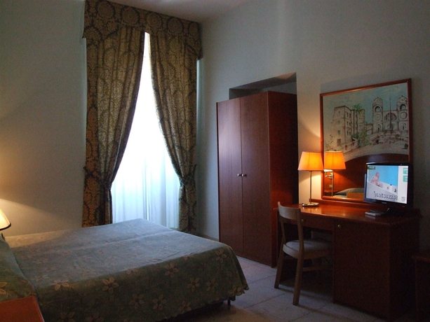 Imagen de la habitación del Hotel Nazionalrooms. Foto 6