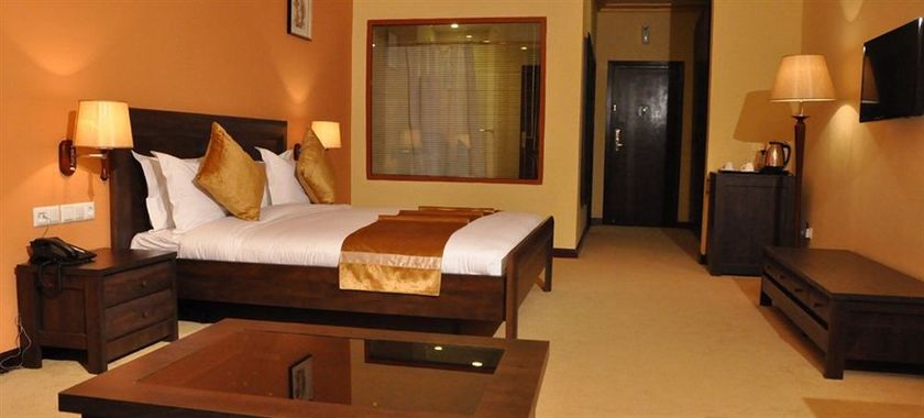 Imagen del bar/restaurante del Hotel Nazra. Foto 4