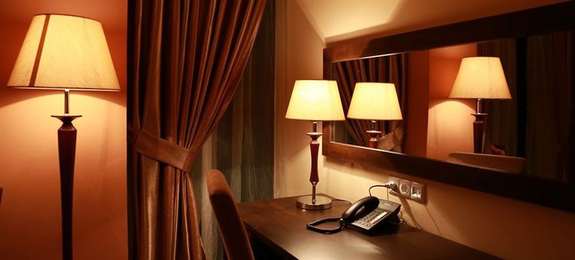 Imagen de los interiores del Hotel Nazra. Foto 13