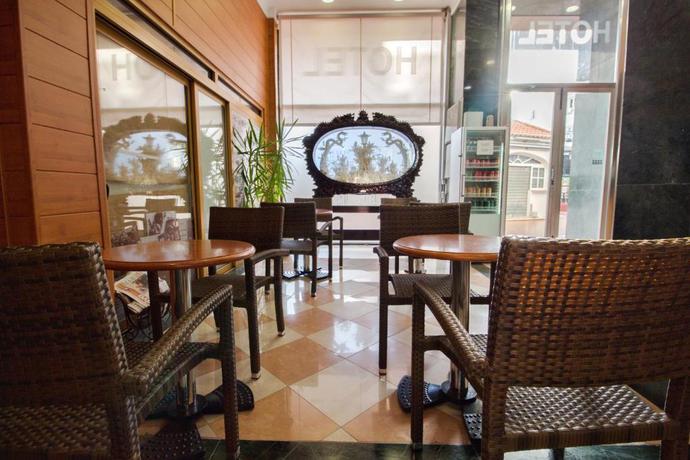Imagen del bar/restaurante del Hotel Nch Torremolinos. Foto 3