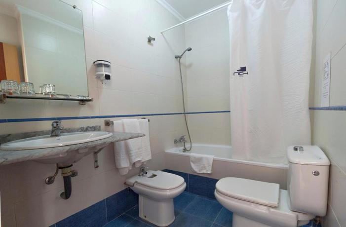 Imagen de la habitación del Hotel Nch Torremolinos. Foto 4