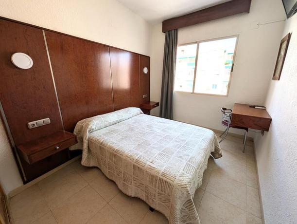 Imagen de la habitación del Hotel Nch Torremolinos. Foto 5