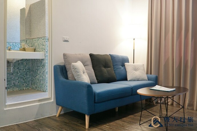 Imagen de la habitación del Hotel Ncnu Training. Foto 16