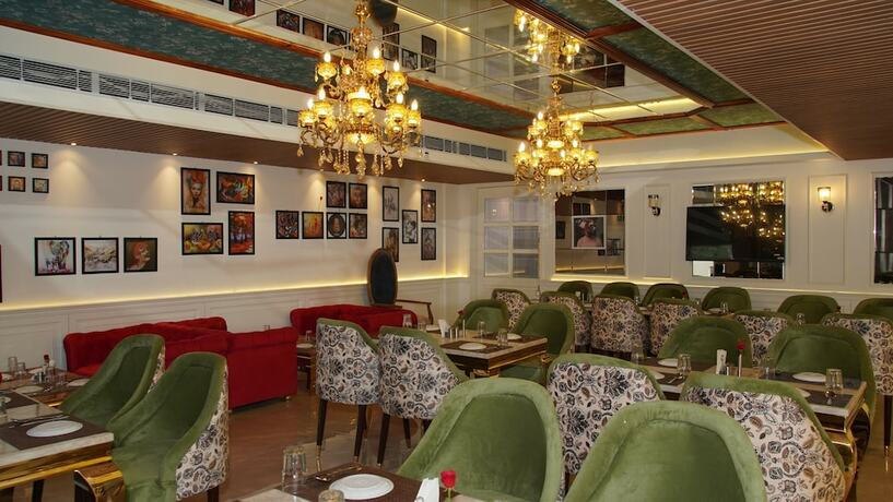 Imagen del bar/restaurante del Hotel Nd Manor. Foto 10