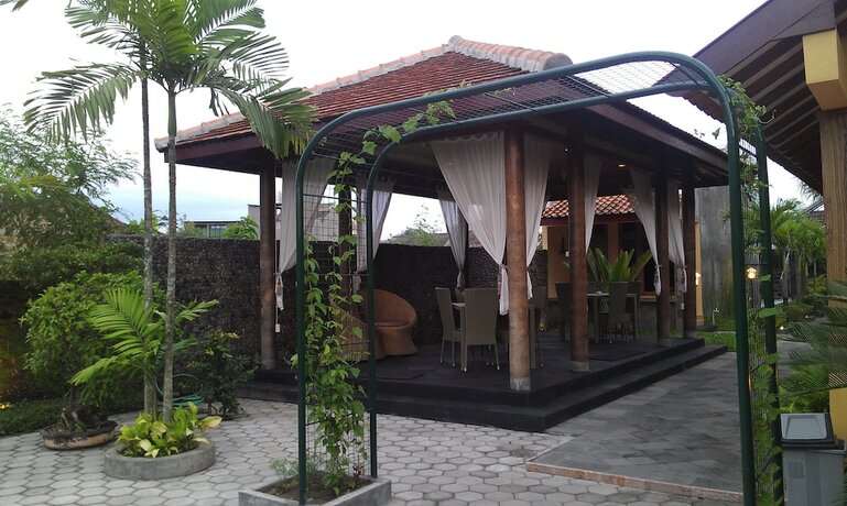 Imagen general del Hotel Ndalem Bantul. Foto 8
