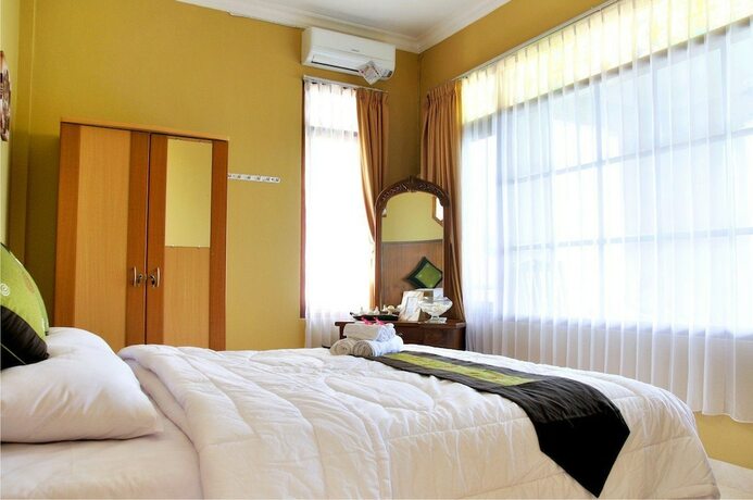 Imagen general del Hotel Ndalem Bantul. Foto 9