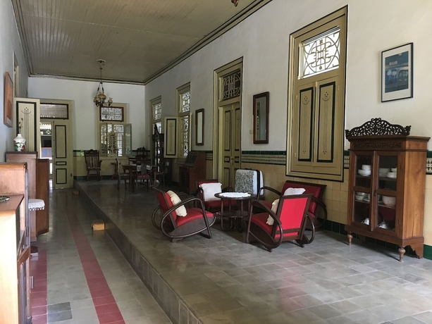 Imagen de los interiores del Hotel Ndalem Natan Royal Heritage. Foto 18
