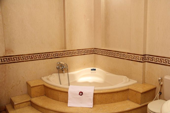 Imagen de la habitación del Hotel Ndalem Nugraheni. Foto 4