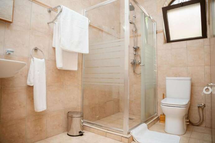 Imagen de la habitación del Hotel Ndaru Luxury Suites. Foto 13