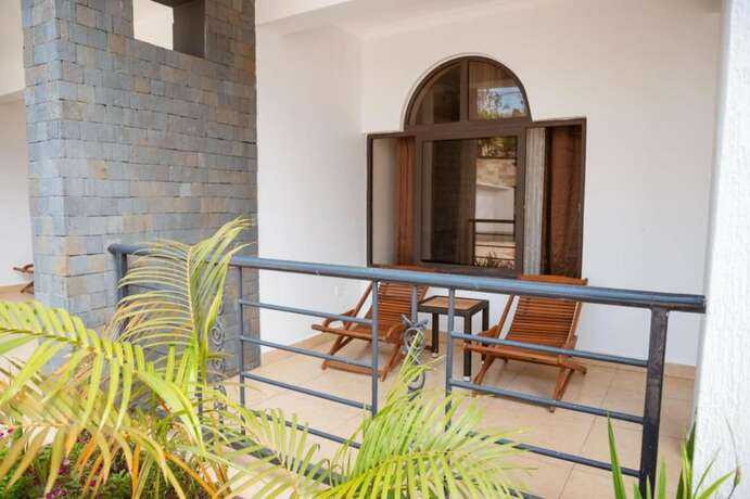 Imagen de la habitación del Hotel Ndaru Luxury Suites. Foto 20