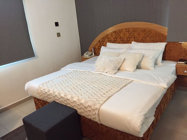 Imagen de la habitación del Hotel Ne-Yo and Suites. Foto 14