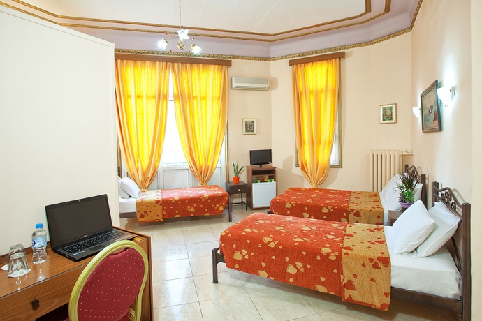 Imagen de la habitación del Hotel Nea Metropolis. Foto 4