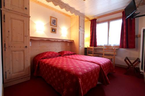 Imagen de la habitación del Hotel N&eacute;v&eacute;. Foto 11