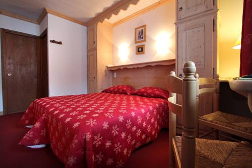 Imagen de la habitación del Hotel N&eacute;v&eacute;. Foto 16