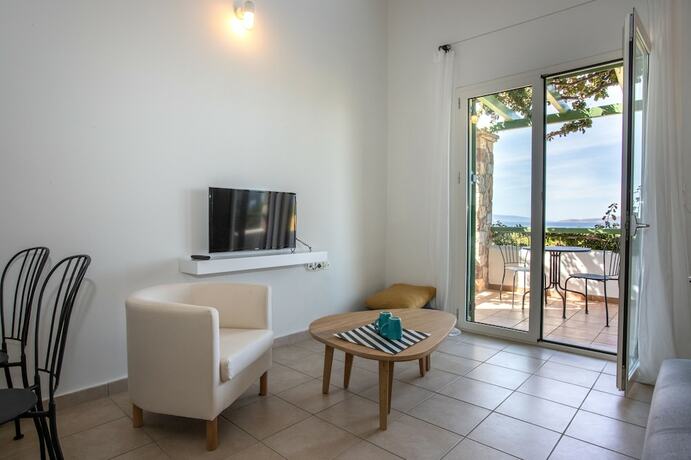 Imagen general del Hotel Neapoli Villas. Foto 4
