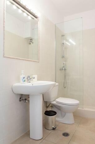 Imagen general del Hotel Neapoli Villas. Foto 6