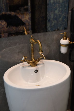 Imagen de la habitación del Hotel Neapolis 1897 Boutique Luxury Rooms. Foto 7