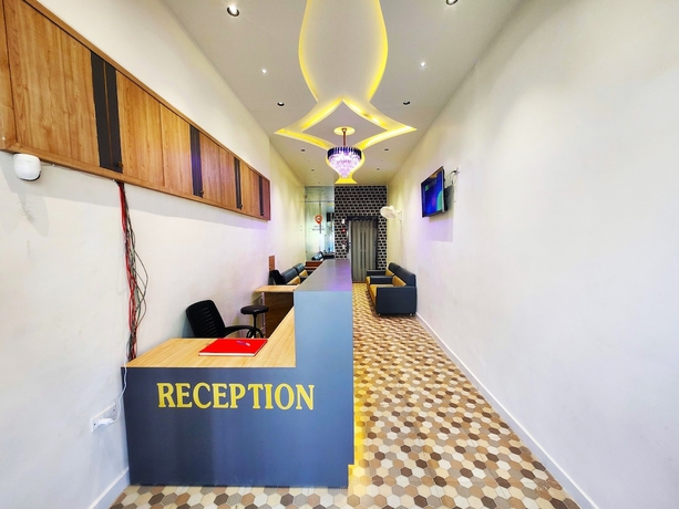 Imagen de los interiores del Hotel Near Me. Foto 17