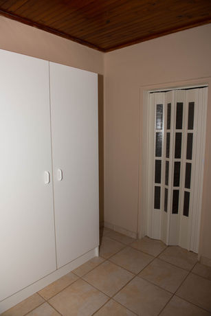 Imagen de la habitación del Hotel Near2numbi. Foto 5