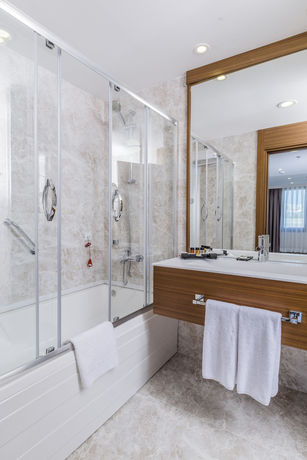 Imagen de la habitación del Hotel Nearport. Foto 10