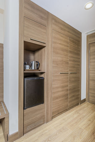 Imagen de los interiores del Hotel Nearport. Foto 16