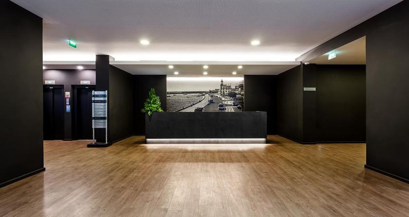 Imagen de los interiores del Hotel Neat Avenida. Foto 8