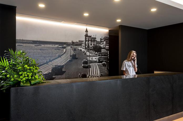 Imagen de los interiores del Hotel Neat Avenida. Foto 17