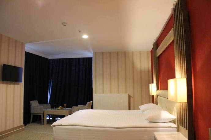 Imagen de la habitación del Hotel Neba Royal, İlkadım. Foto 7
