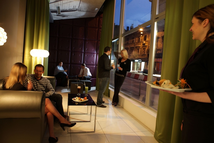 Imagen de los interiores del Hotel Neboder. Foto 13