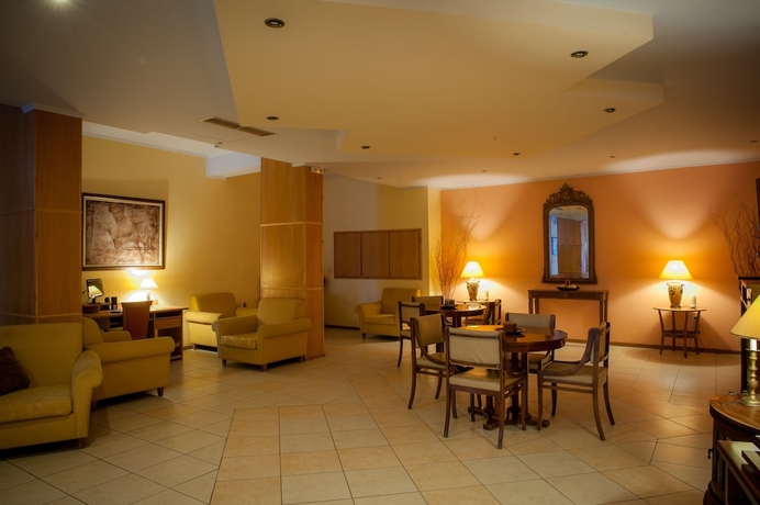 Imagen de los interiores del Hotel Neda. Foto 14