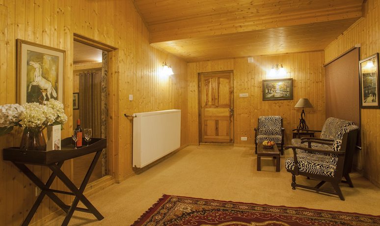 Imagen de la habitación del Hotel Nedous. Foto 9