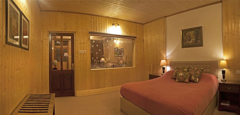 Imagen de la habitación del Hotel Nedous. Foto 10