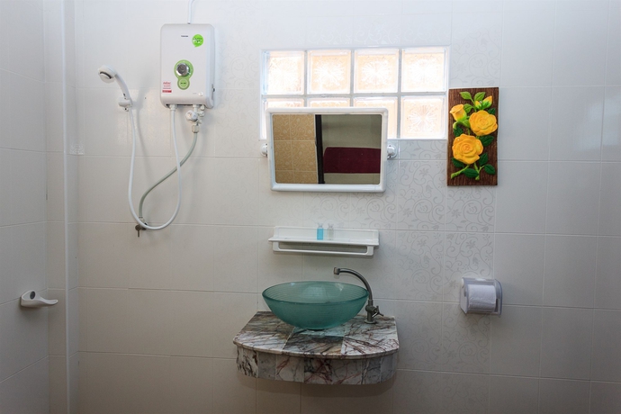 Imagen de la habitación del Hotel Needa Rock Resort. Foto 10