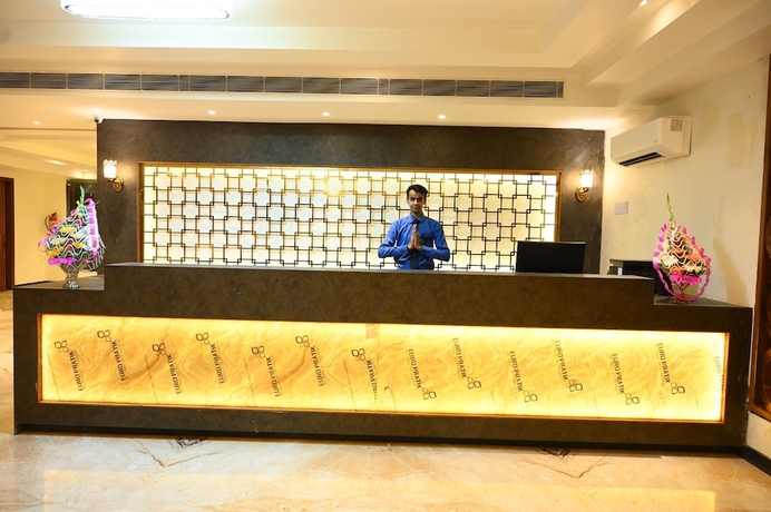 Imagen de los interiores del Hotel Neel Clarks Inn Express Agra. Foto 17