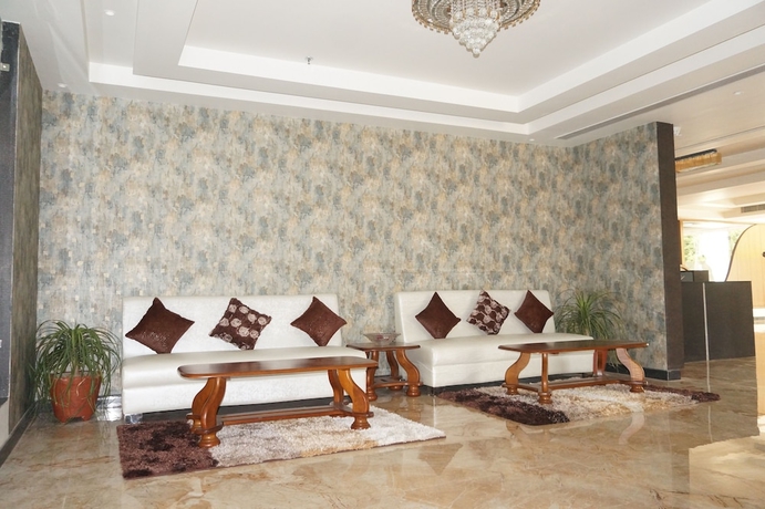 Imagen de los interiores del Hotel Neel Clarks Inn Express Agra. Foto 19