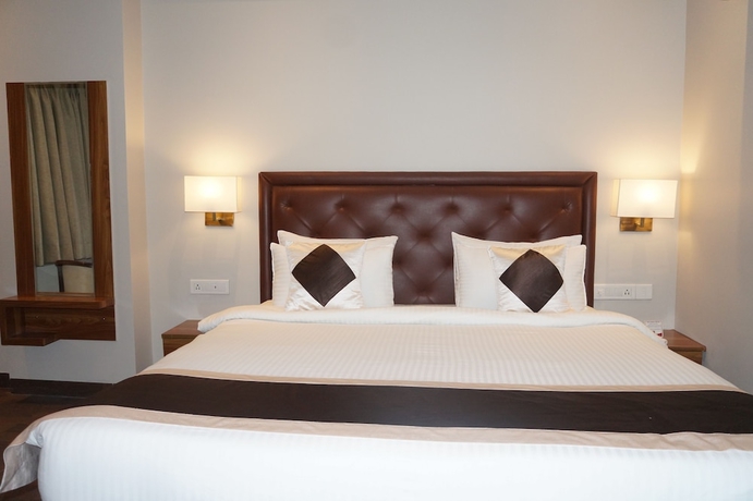Imagen de la habitación del Hotel Neel Clarks Inn Express Agra. Foto 9