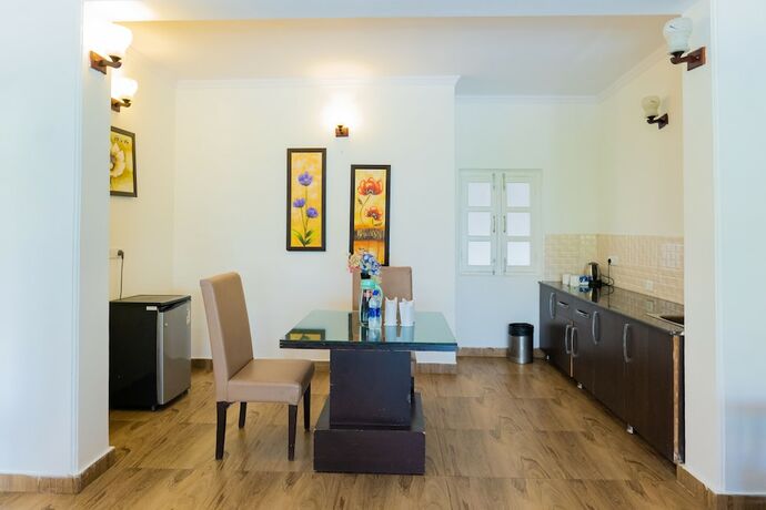 Imagen general del Hotel Neelesh Inn - A Luxury Lake View. Foto 5