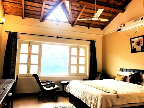 Imagen general del Hotel Neelesh Inn - A Luxury Lake View. Foto 10