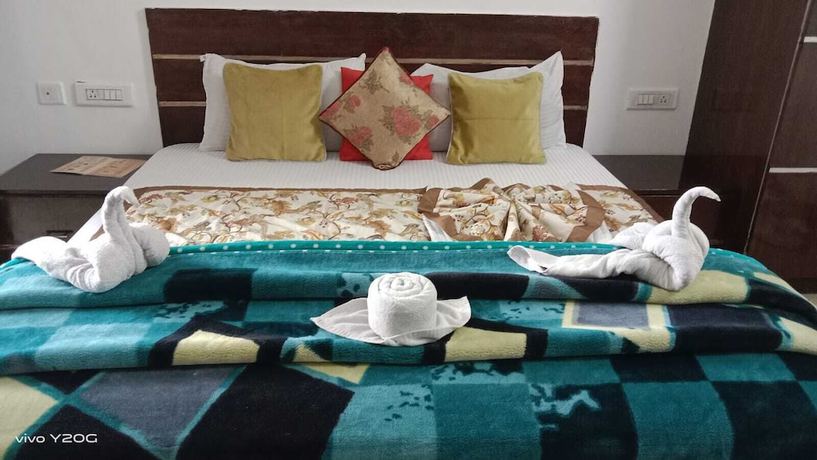 Imagen de la habitación del Hotel Neelgiri. Foto 7