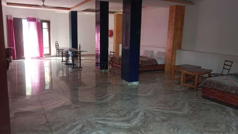 Imagen de la habitación del Hotel Neelgiri. Foto 10
